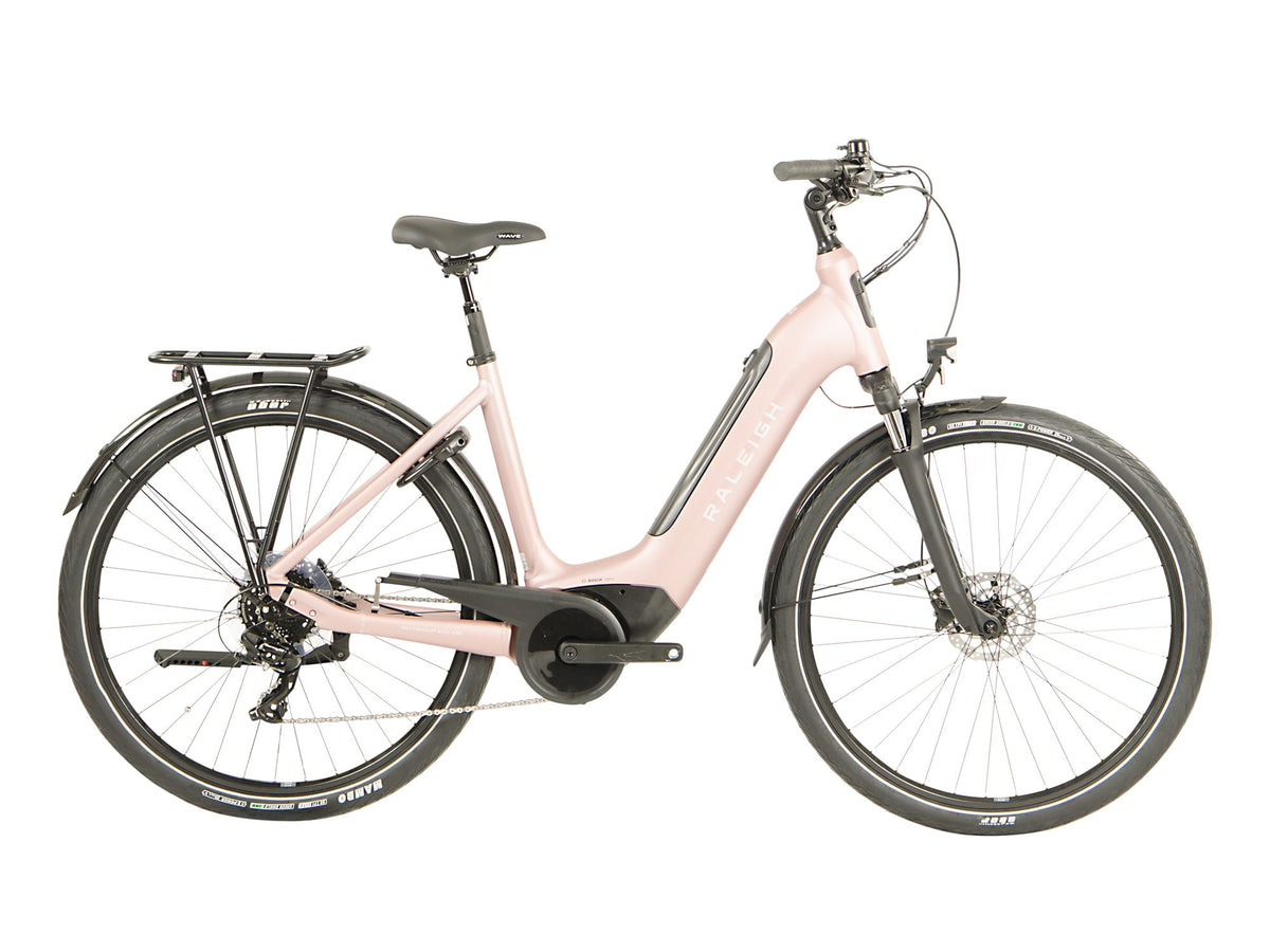 Raleigh motus tour 2019 electric best sale hybrid bike